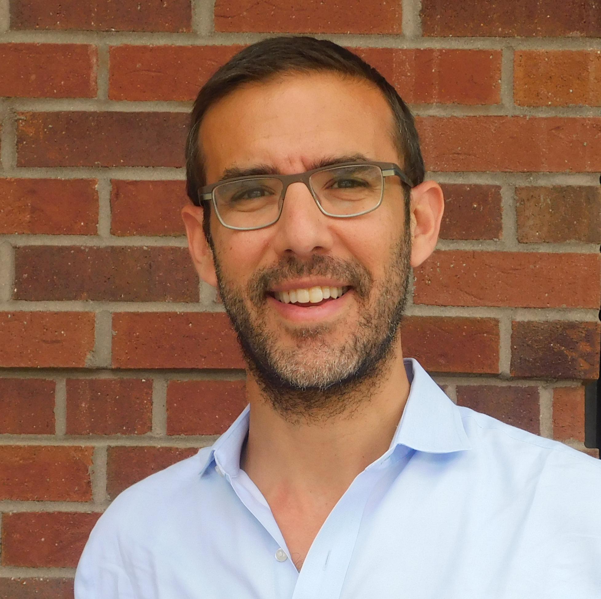 Portrait of Joshua Weitz, Ph.D.