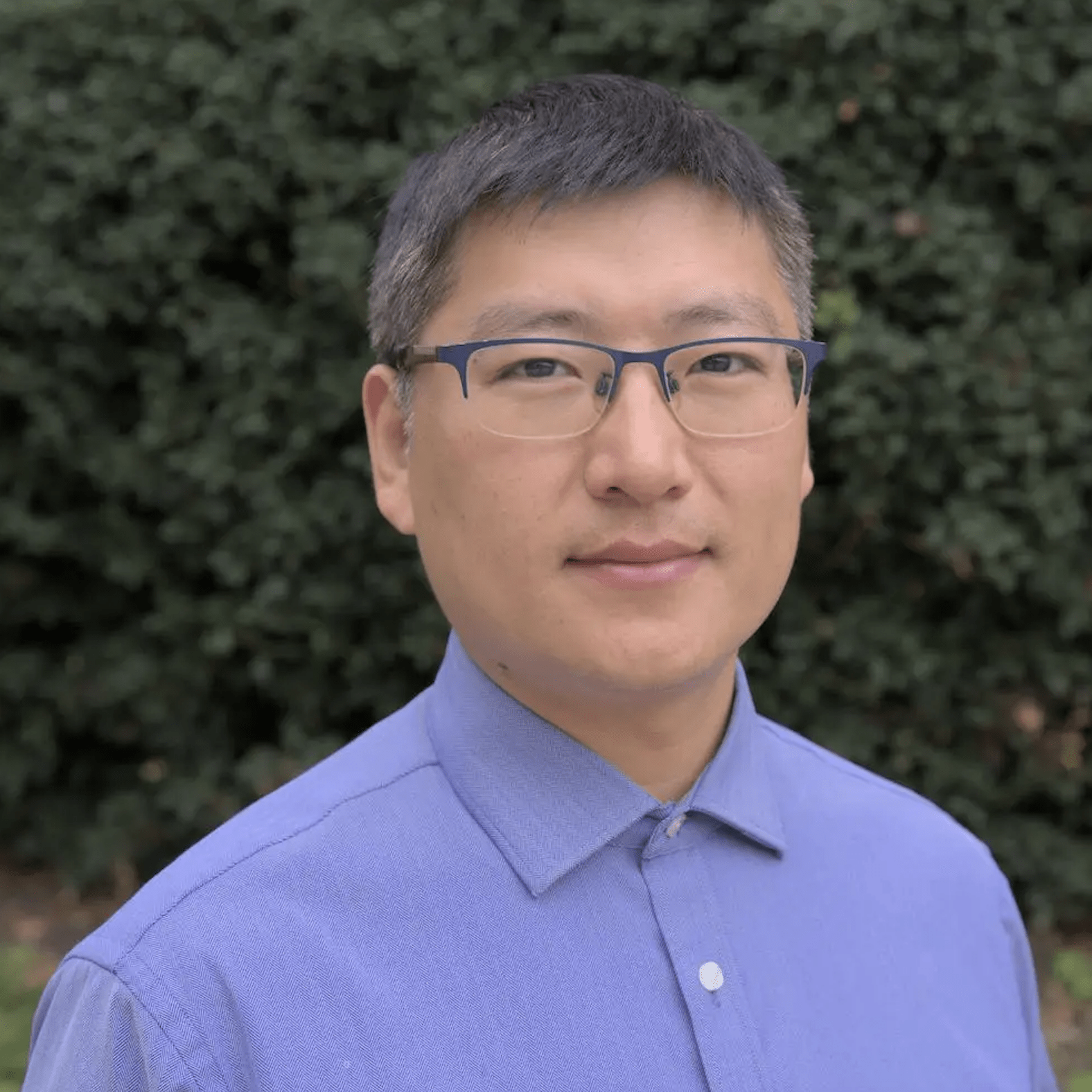 Portrait of Mengqiang (Mike) Zhu, Ph.D. 